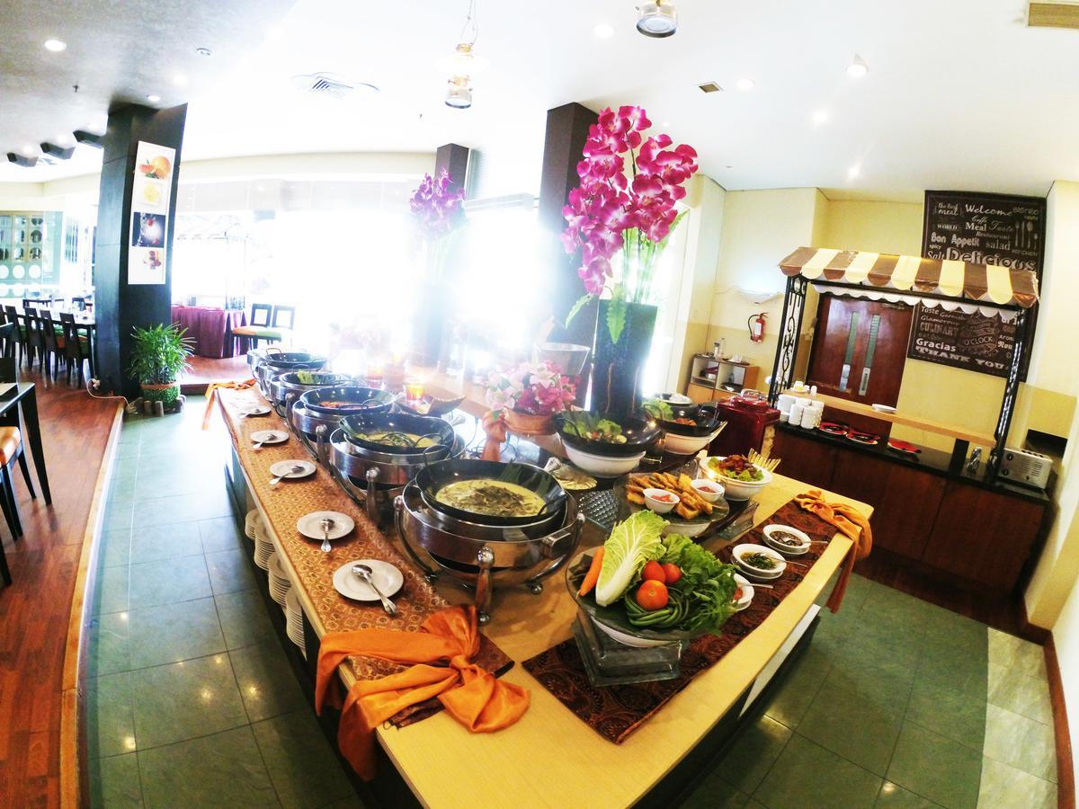 Grand Suka Hotel Pekanbaru Dış mekan fotoğraf